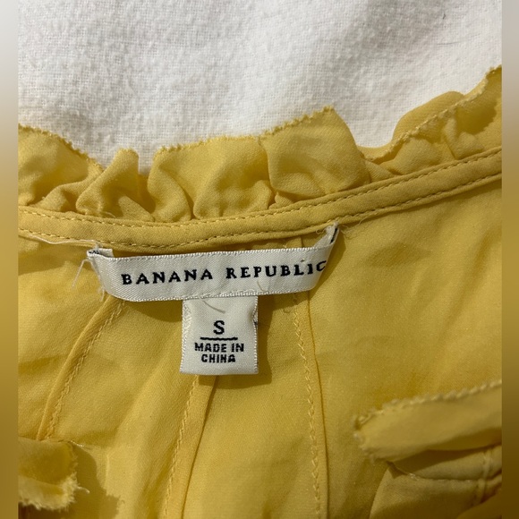 Yellow Banana Republic Tank Top Blouse - Picture 2 of 4